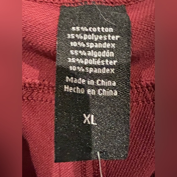 HUE - NWT - XL - Burgundy - Looks like Jeans - Feels like Leggings - Picture 6 of 11